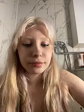WarmAtEdges online show from July 2026 02:24:02 AM