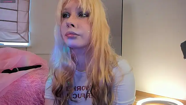 WarmAtEdges online show from July 2026 02:35:02 PM