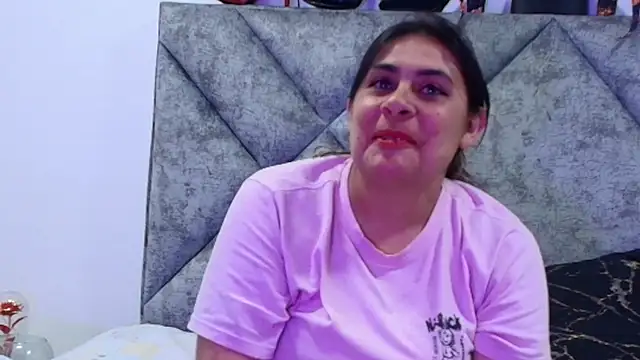 Camila baby777 online show from February 2026 12:34:01 PM