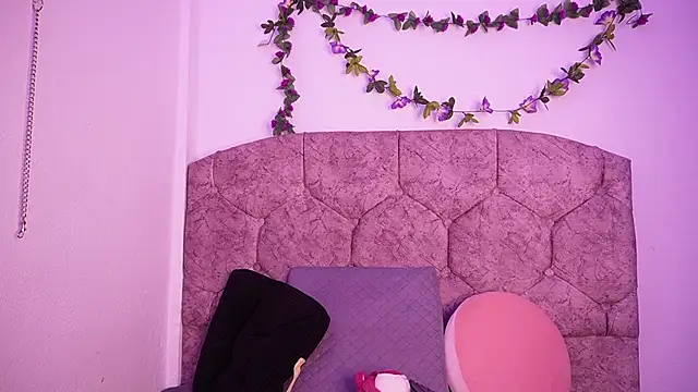 TiffanySander online show from March 2026 01:23:02 AM