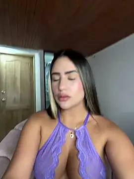 Miilana  online show from May 2026 03:04:02 AM