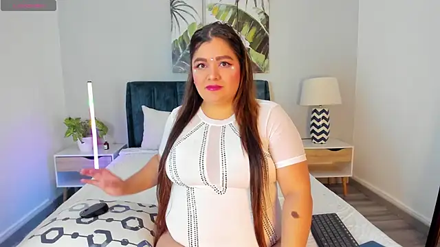 AgathaBloom  online show from February 2026 01:01:02 PM