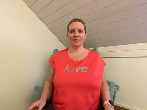 Busenwunder1280 online show from March 2026 07:26:02 AM