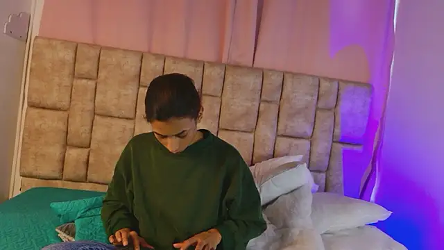 MelanyStone  online show from March 2026 01:39:01 PM