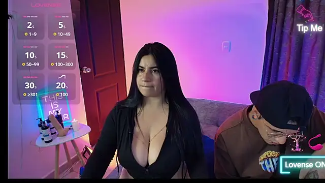 Snapshot of LATINLOVERS_1 chatting on February 2026 05:42:02 PM LATINLOVERS 1 online show from February 2026 05:42:02 PM