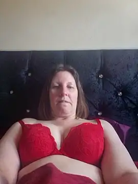 maturekate online show from April 2026 12:58:02 PM