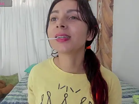 Snapshot of Marthyna chatting on February 2026 07:30:02 PM Marthyna online show from February 2026 07:30:02 PM