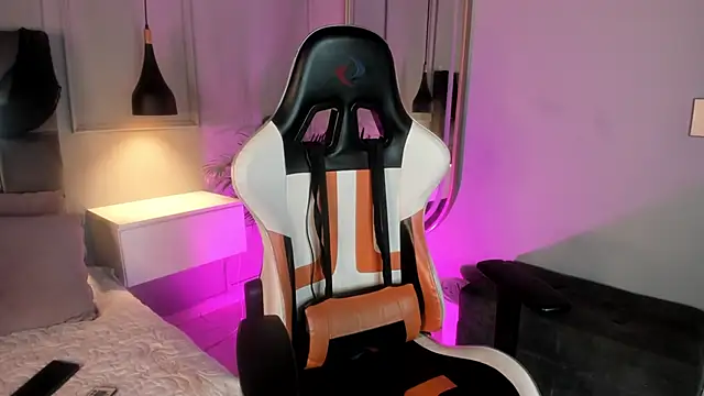 Snapshot of Winnie_cutee chatting on March 2026 03:25:02 AM Winnie cutee online show from March 2026 03:25:02 AM