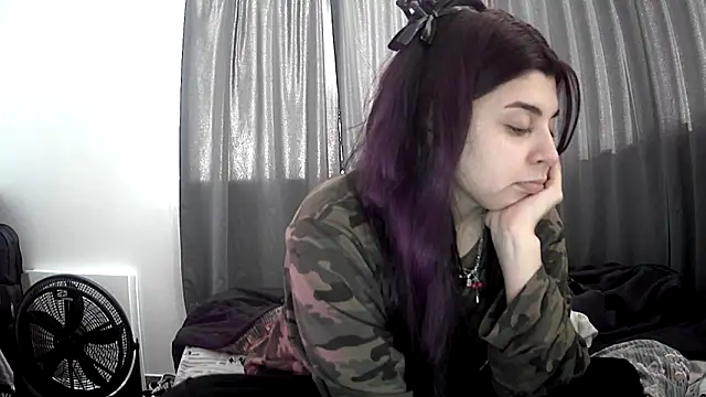 violetazein7 online show from May 2026 06:15:02 PM