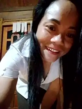molly-xx online show from May 2026 09:22:01 PM