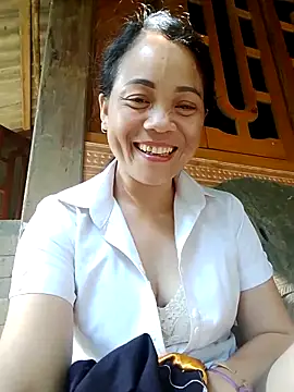 molly-xx online show from May 2026 09:27:02 AM