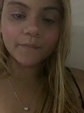 ayla0881 online show from February 2026 02:52:02 AM