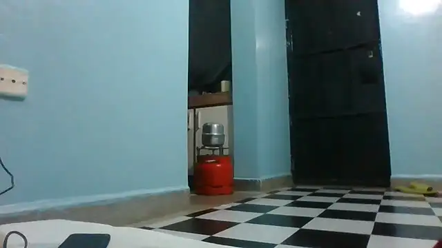 Cozybear online show from June 2026 07:48:01 PM