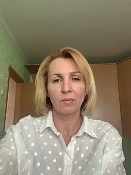 Snapshot of VeltaMur975 chatting on February 2026 12:01:02 PM VeltaMur975 online show from February 2026 12:01:02 PM