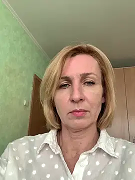 Snapshot of VeltaMur975 chatting on February 2026 07:43:02 AM VeltaMur975 online show from February 2026 07:43:02 AM