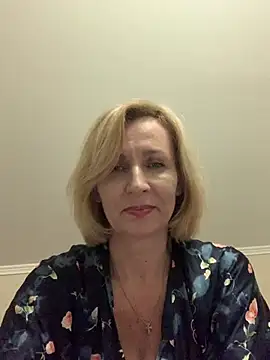 Snapshot of VeltaMur975 chatting on February 2026 05:00:02 PM VeltaMur975 online show from February 2026 05:00:02 PM