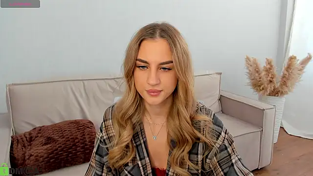 Snapshot of Silen_Tori chatting on March 2026 09:15:01 AM Silen Tori online show from March 2026 09:15:01 AM