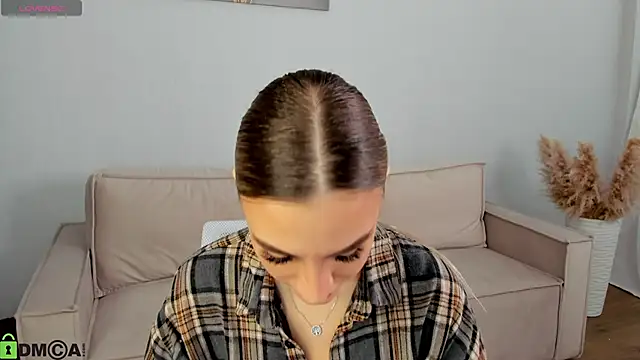 Snapshot of Silen_Tori chatting on March 2026 02:51:04 AM Silen Tori online show from March 2026 02:51:04 AM