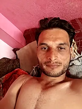 Snapshot of Beinghorny83 chatting on February 2026 09:39:01 AM Beinghorny83 online show from February 2026 09:39:01 AM