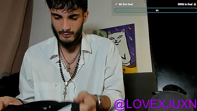 LovexJuxn8 online show from March 2026 07:51:02 PM