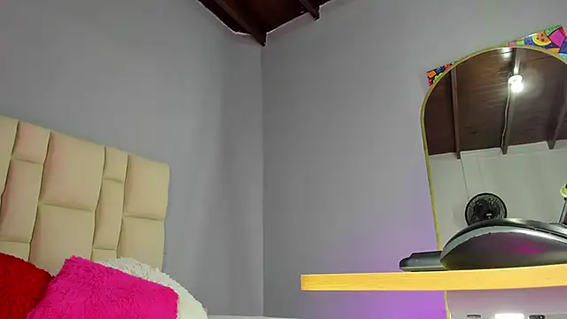 Zaphiro  Sky online show from February 2026 08:43:02 AM