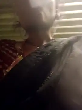 Desi Couple P online show from May 2026 04:01:01 PM