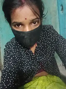 Desi Couple P online show from May 2026 03:18:01 PM