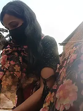 Desi Couple P online show from June 2026 01:40:01 AM