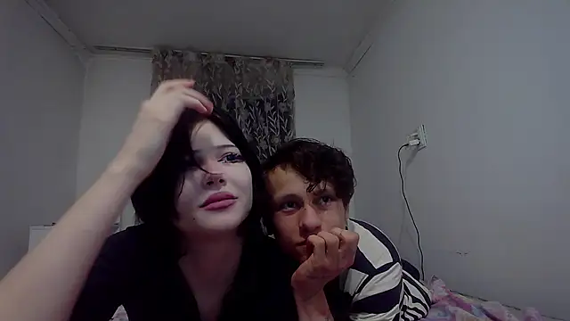 Snapshot of MegaanCollins chatting on April 2026 06:15:01 PM MegaanCollins online show from April 2026 06:15:01 PM