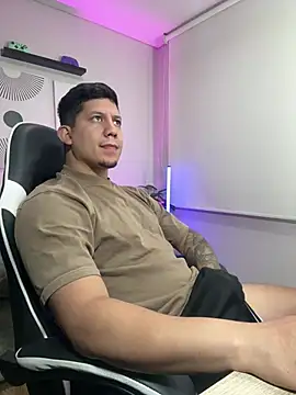  robertobaggioo online show from February 2026 12:15:02 PM