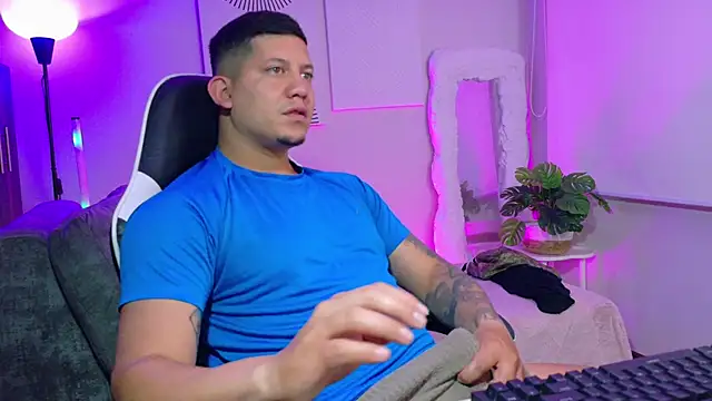  robertobaggioo online show from June 2026 11:37:02 AM