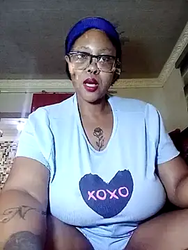 Snapshot of ShantelBootyBoobs chatting on April 2026 07:14:01 AM ShantelBootyBoobs online show from April 2026 07:14:01 AM