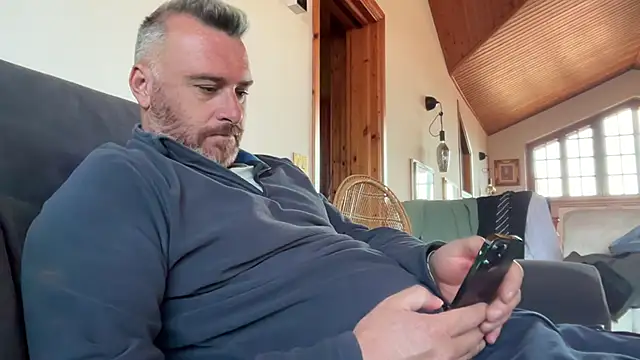 marcovik1 online show from March 2026 11:35:01 AM