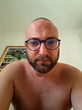 Snapshot of cetriolino chatting on April 2026 06:38:01 AM cetriolino online show from April 2026 06:38:01 AM