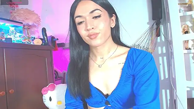 Yiyii online show from March 2026 07:51:02 PM