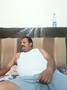 Snapshot of simpleboldman2026 chatting on March 2026 05:14:01 PM simpleboldman2026 online show from March 2026 05:14:01 PM