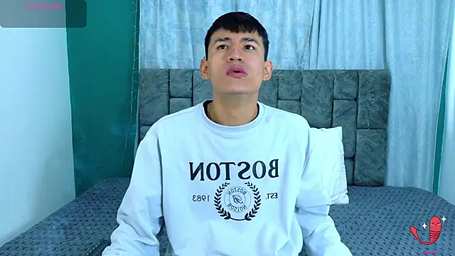 Snapshot of NicolasTorrez chatting on February 2026 01:07:01 PM NicolasTorrez online show from February 2026 01:07:01 PM