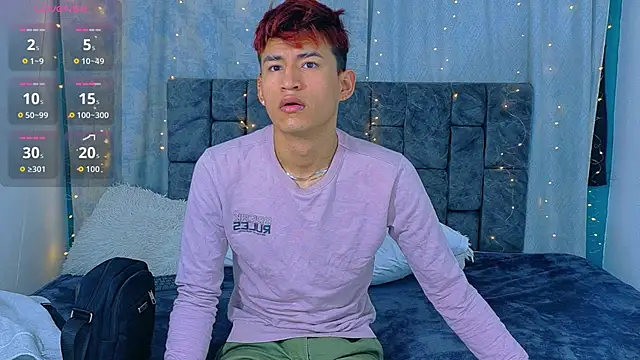 Snapshot of NicolasTorrez chatting on April 2026 08:01:01 AM NicolasTorrez online show from April 2026 08:01:01 AM