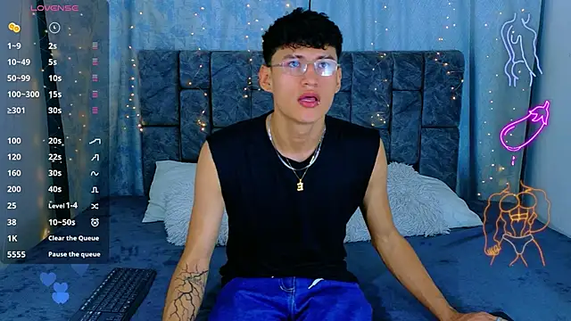 NicolasTorrez online show from June 2026 03:24:02 AM
