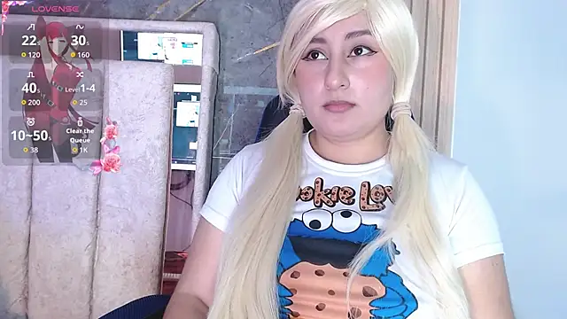 Hazumi Tsu online show from May 2026 07:34:02 PM
