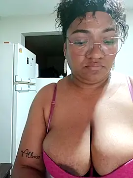 Snapshot of honey-suckle chatting on February 2026 07:51:01 AM honey-suckle online show from February 2026 07:51:01 AM