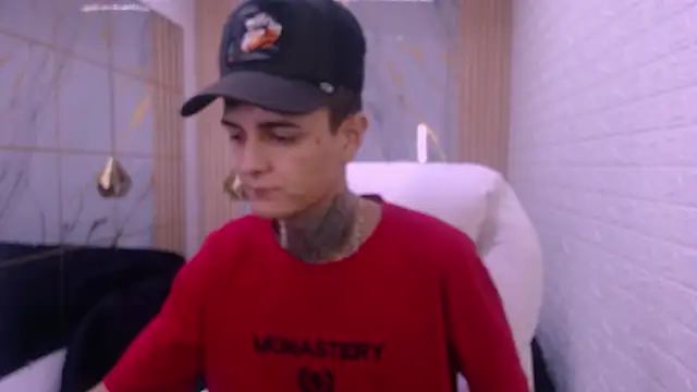 Snapshot of benjamin_anthony chatting on March 2026 01:29:02 PM benjamin anthony online show from March 2026 01:29:02 PM