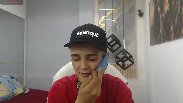 Snapshot of benjamin_anthony chatting on March 2026 03:24:02 AM benjamin anthony online show from March 2026 03:24:02 AM