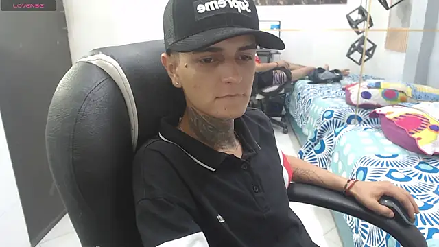 Snapshot of benjamin_anthony chatting on March 2026 03:42:02 AM benjamin anthony online show from March 2026 03:42:02 AM