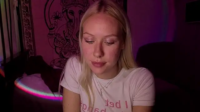 pureeangel online show from April 2026 01:49:01 PM