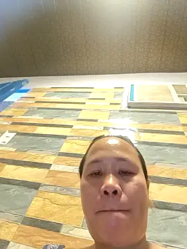 squirtshantal online show from December 2025 03:24:01 AM