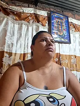 Juli Powl online show from May 2026 10:54:01 AM