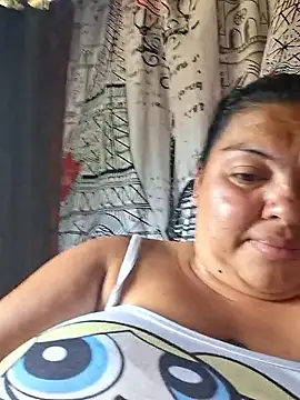 Juli Powl online show from June 2026 06:47:01 PM