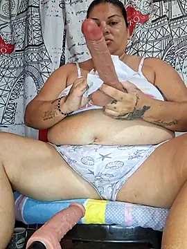 Juli Powl online show from July 2026 11:50:02 AM