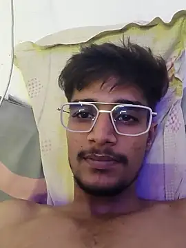 Snapshot of kaushikhotty chatting on June 2026 07:49:02 PM kaushikhotty online show from June 2026 07:49:02 PM